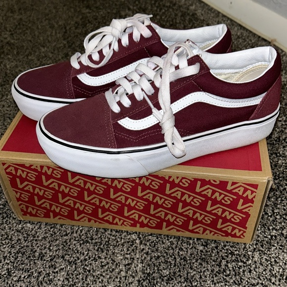 Vans - Picture 3 of 4
